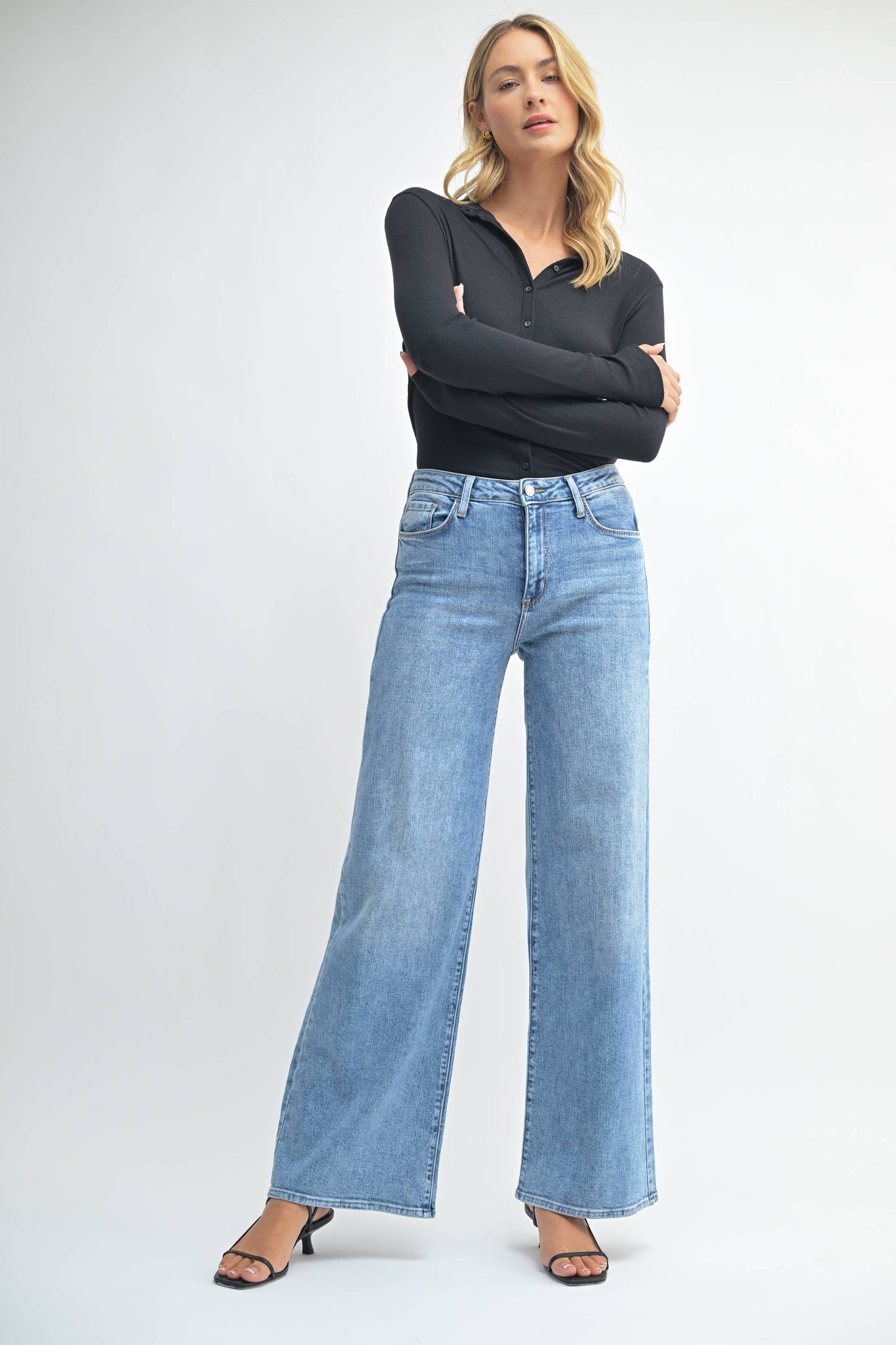 STRETCHY WIDE LEG DENIM JEANS