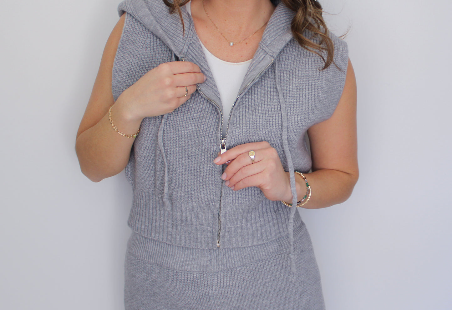 HOLLY HOODIE VEST