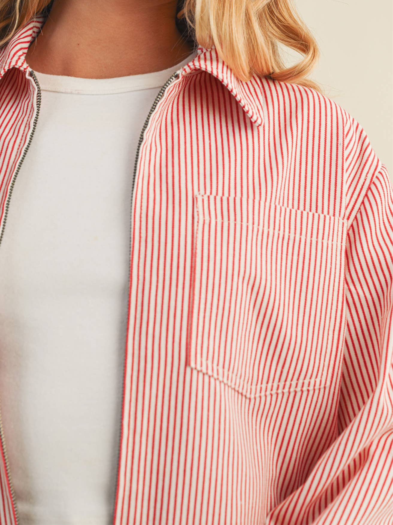 THE CITY STROLL ZIP-UP JACKET