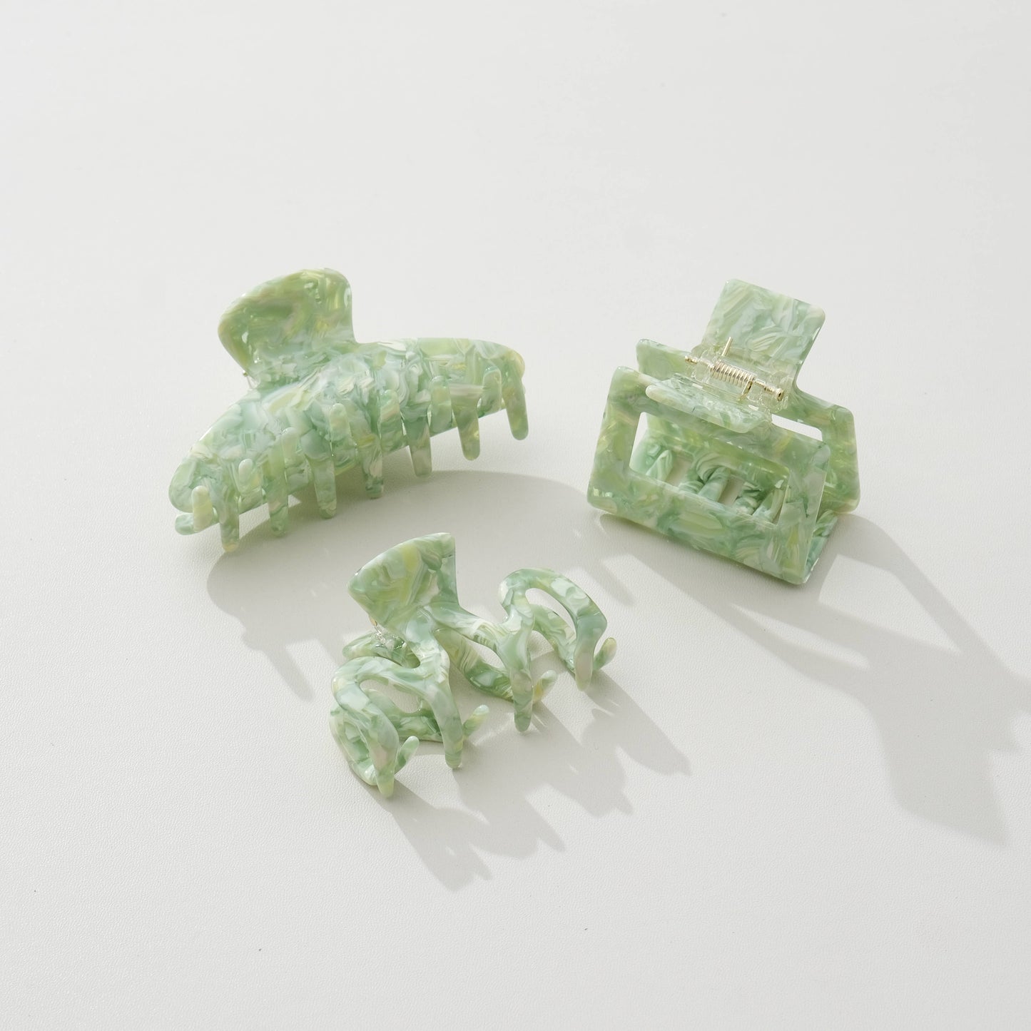 MINT GARDEN ASSORTED CLAW CLIP