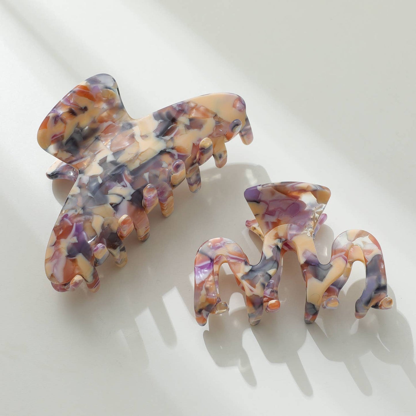 ENCHANTED CLAW CLIP