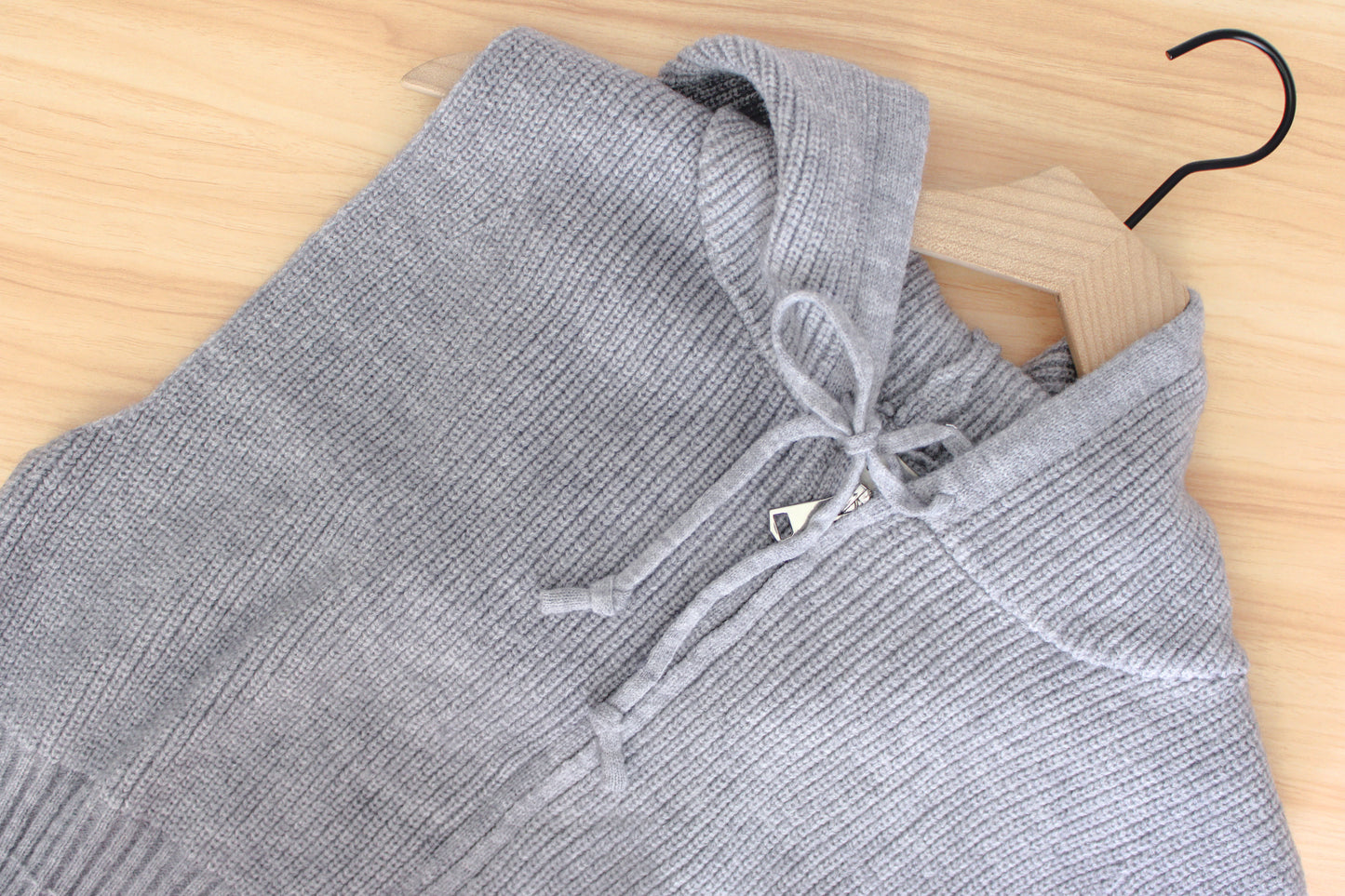 HOLLY HOODIE VEST