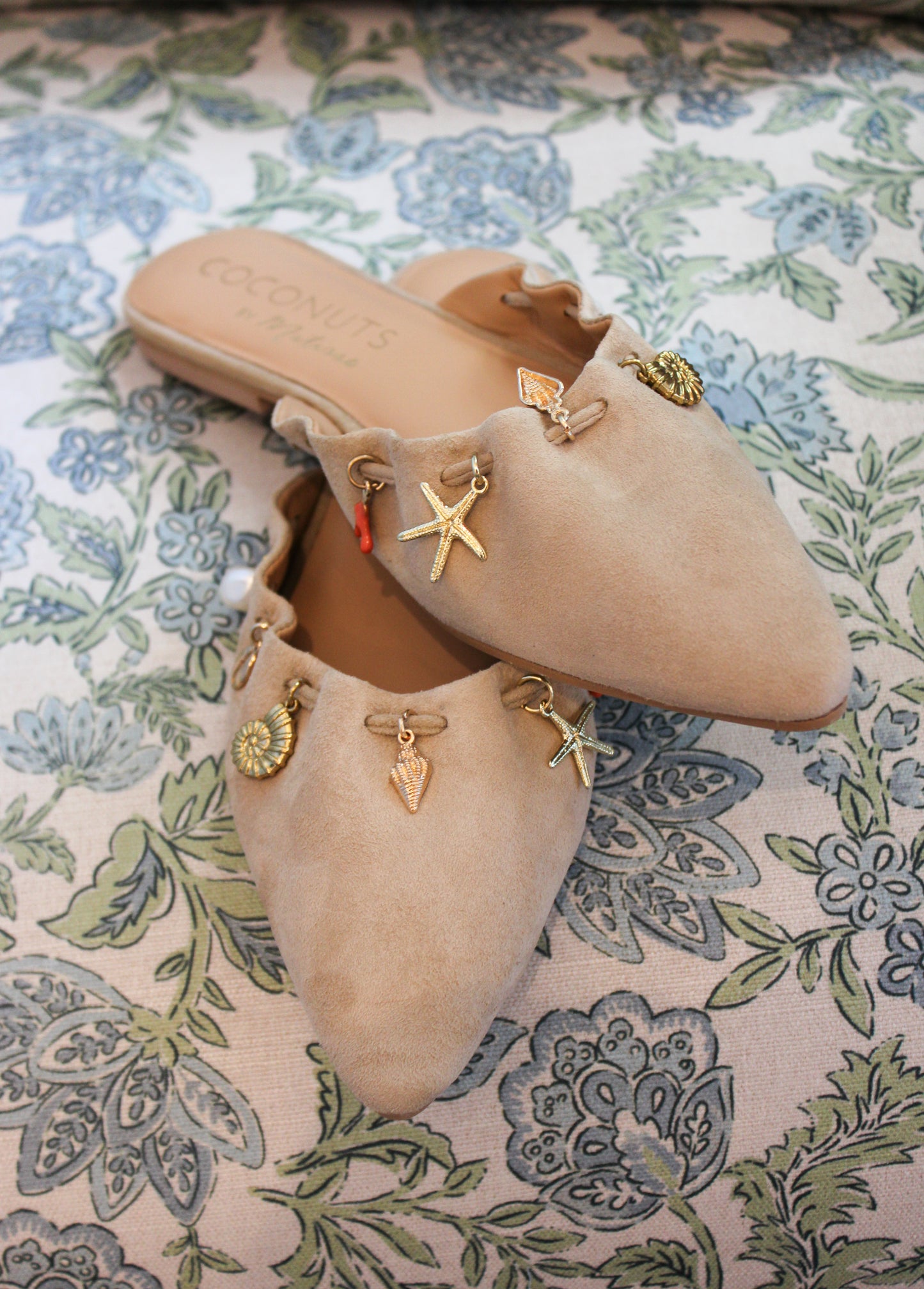MONETTE NATURAL CHARM MULE