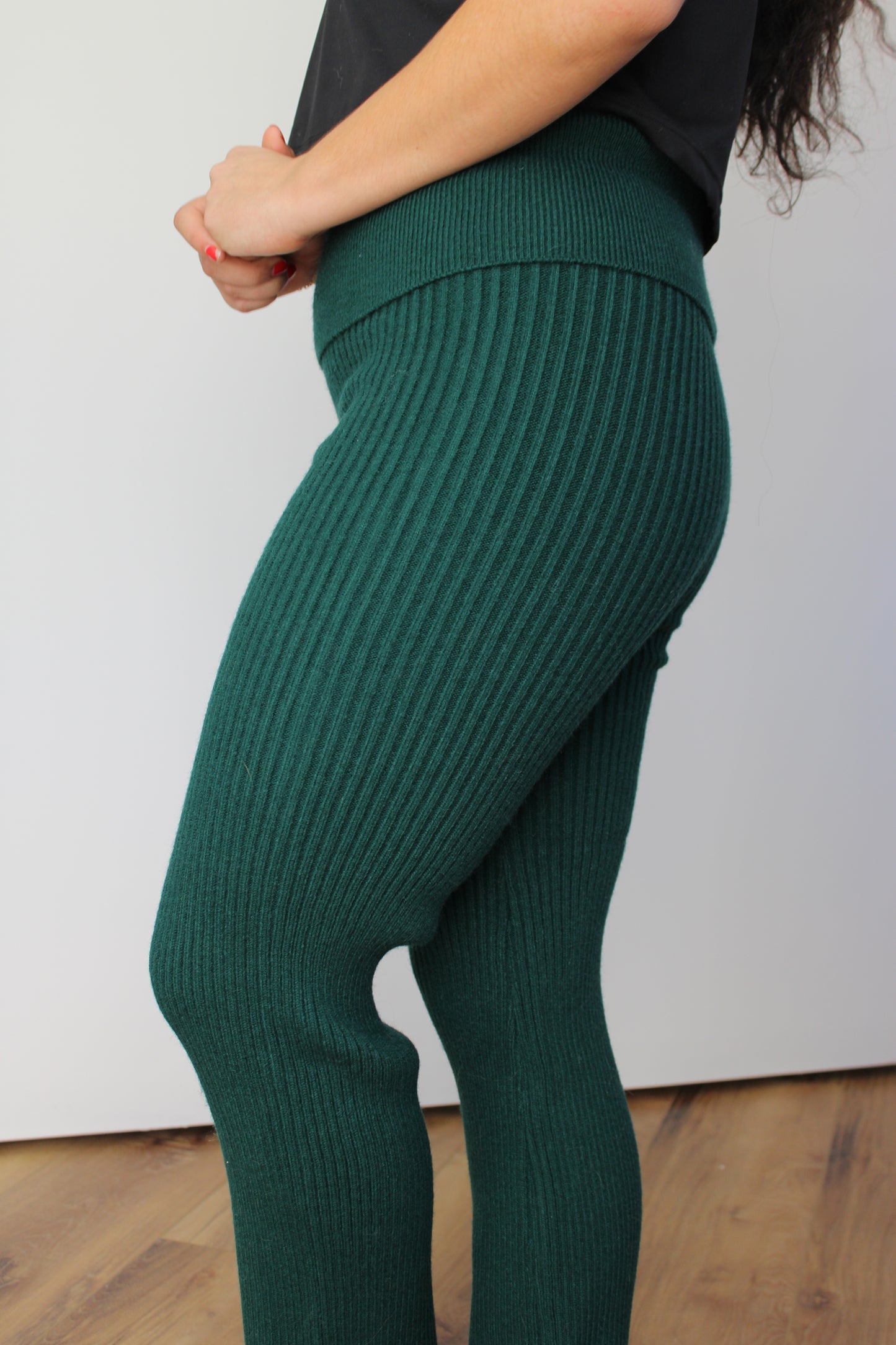 GREAT ESCAPE FLARED RIBBED PANTS