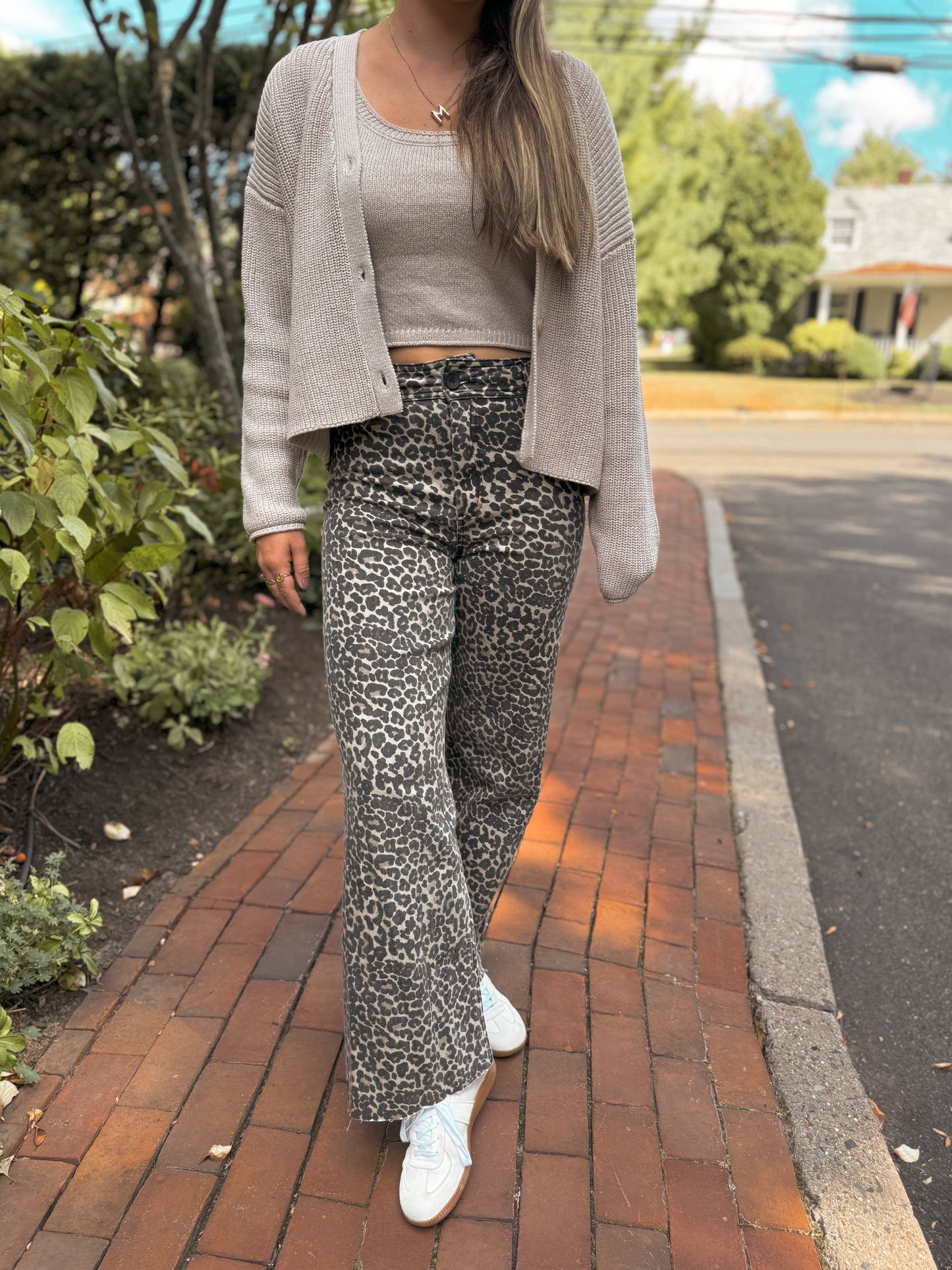 HIGH WAISTED LEOPARD PRINT PANT