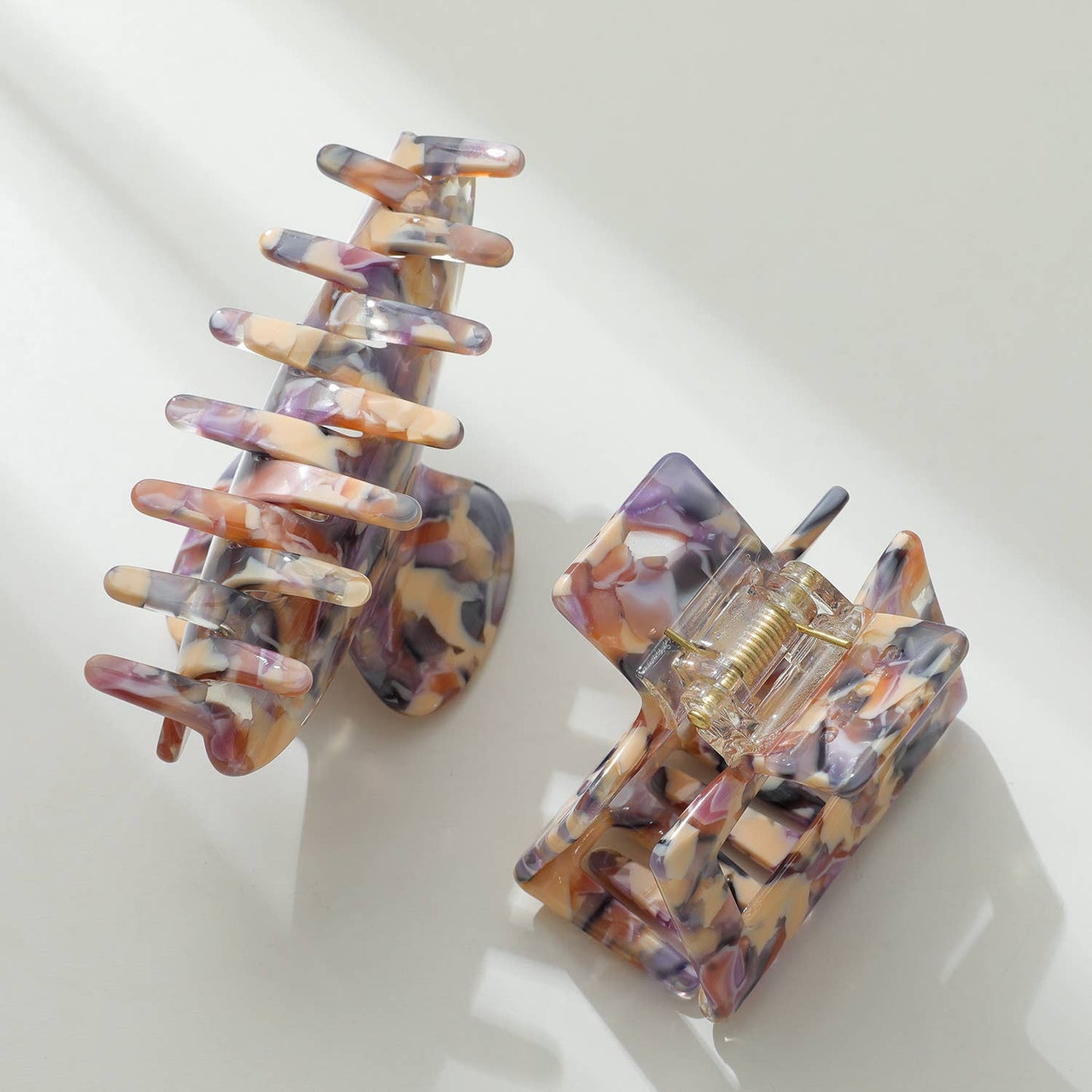 ENCHANTED CLAW CLIP