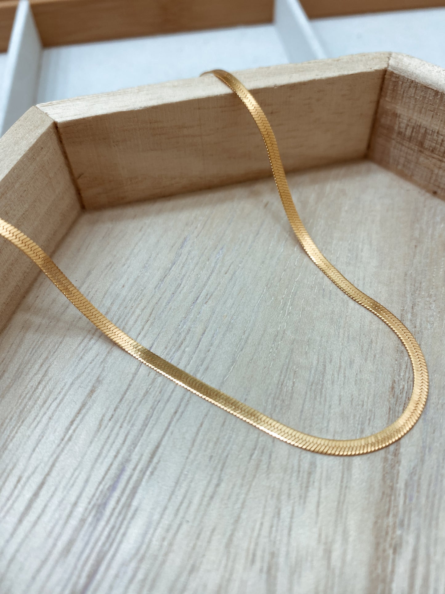 HERRINGBONE NECKLACE GOLD