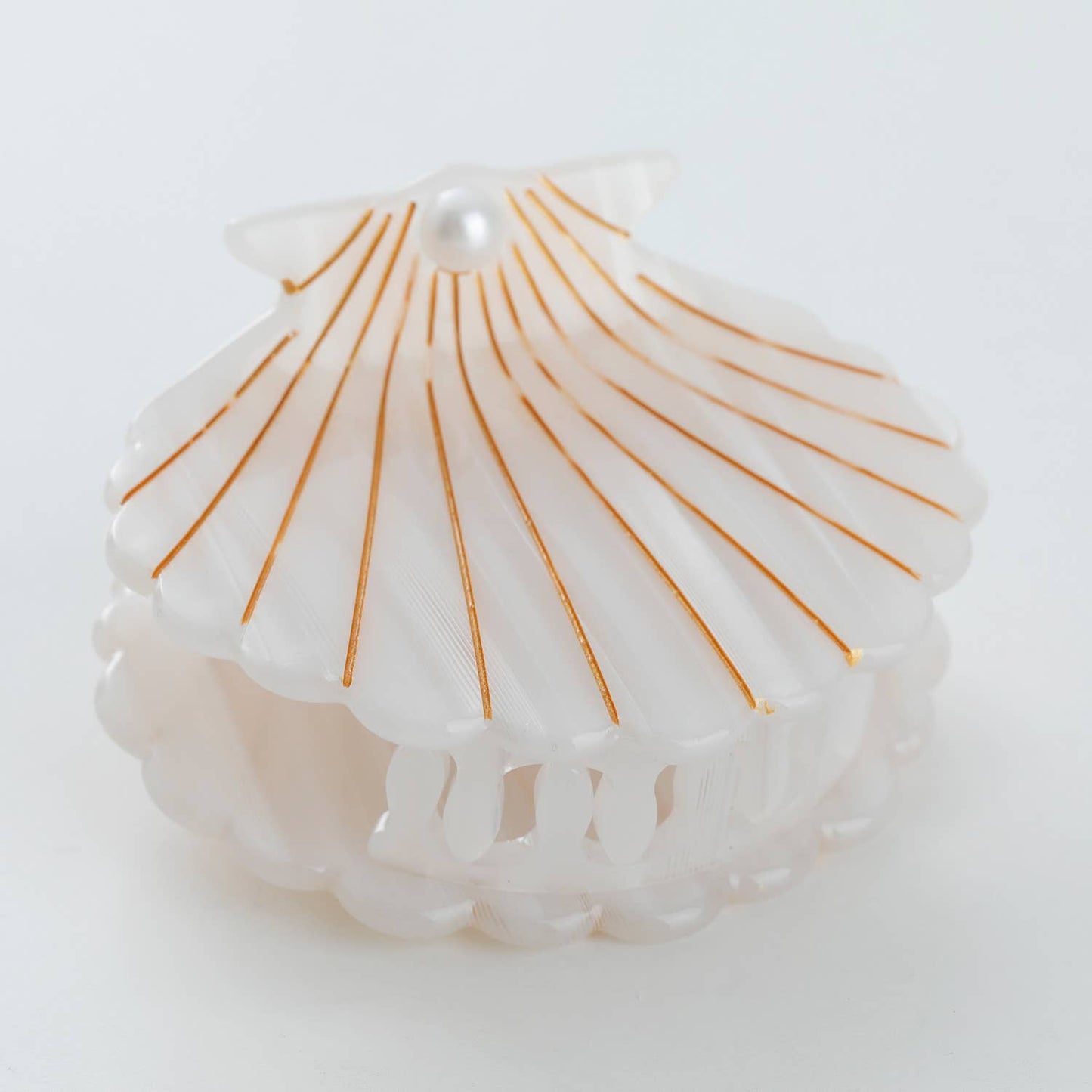 OPAL PEARL SEASHELL CLAW CLIP MEDIUM