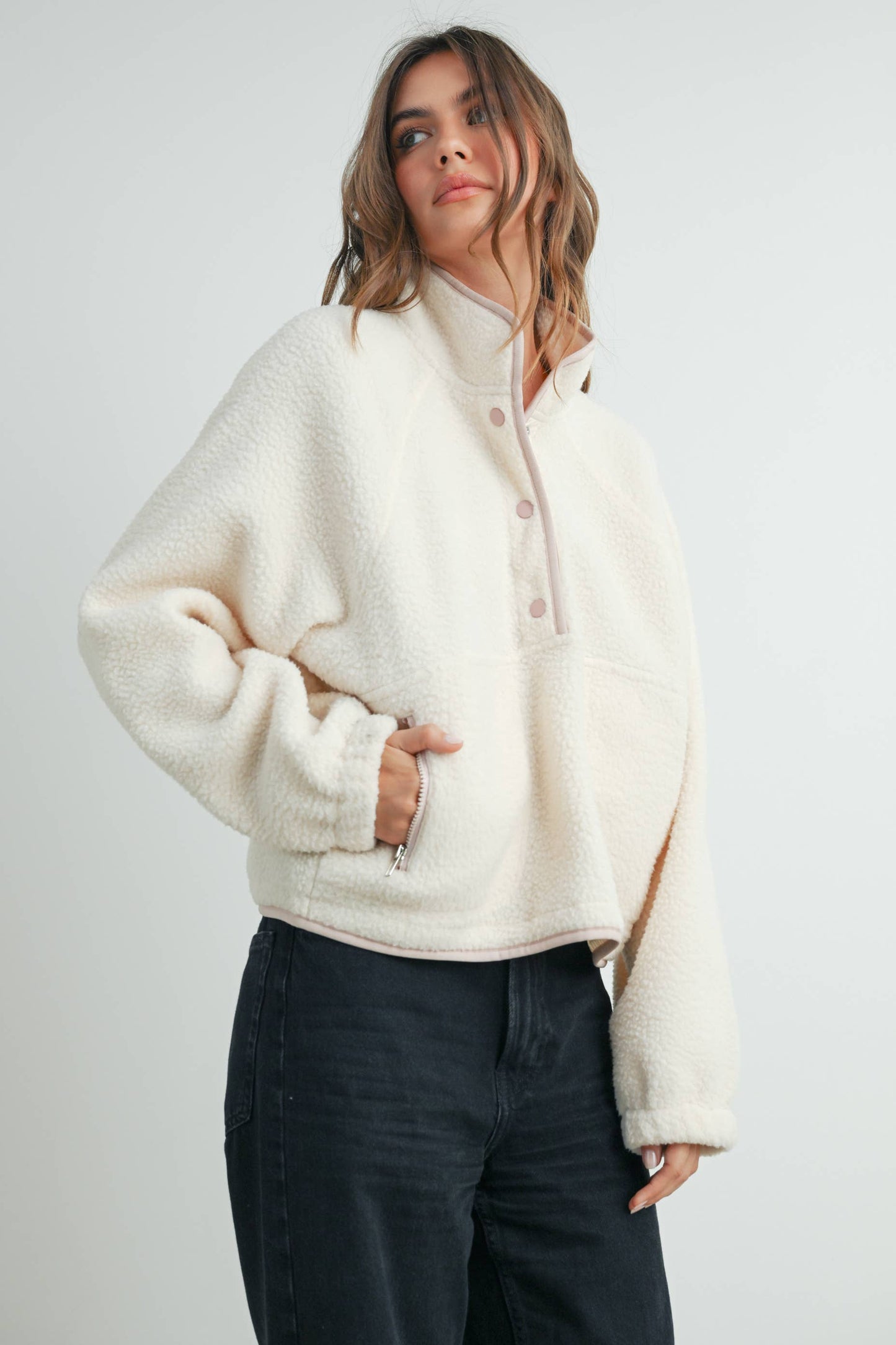 THE WINTER BREAK BUTTON FLEECE PULLOVER