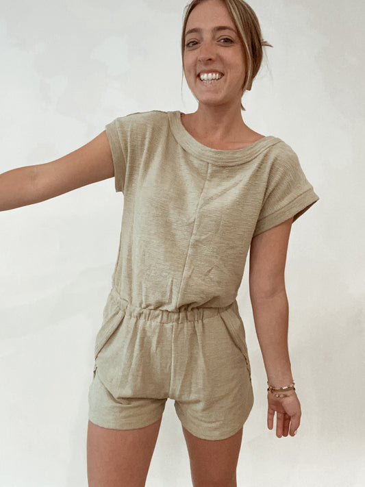 MAISY KNITTED ROMPER