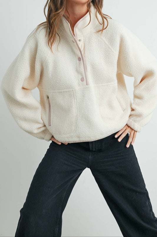 THE WINTER BREAK BUTTON FLEECE PULLOVER