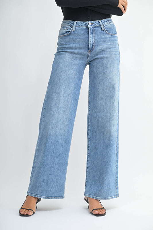 STRETCHY WIDE LEG DENIM JEANS