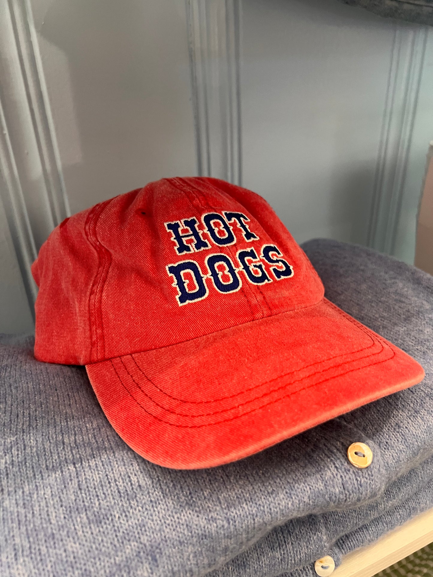 HOT DOGS BASEBALL CAP