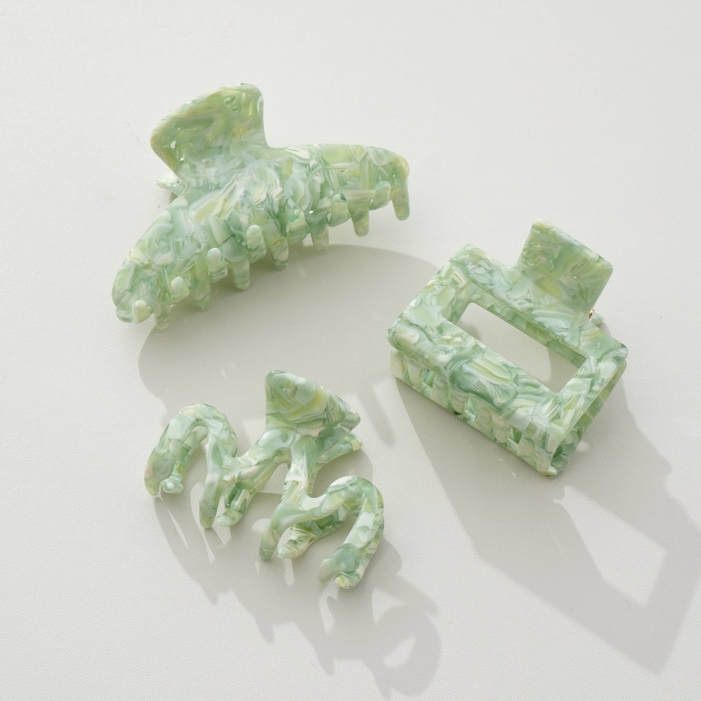MINT GARDEN ASSORTED CLAW CLIP