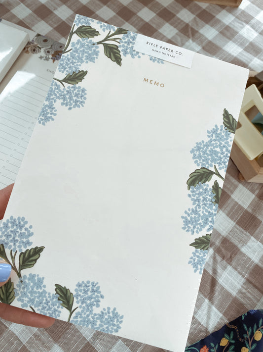 HYDRANGEA MEMO NOTEPAD