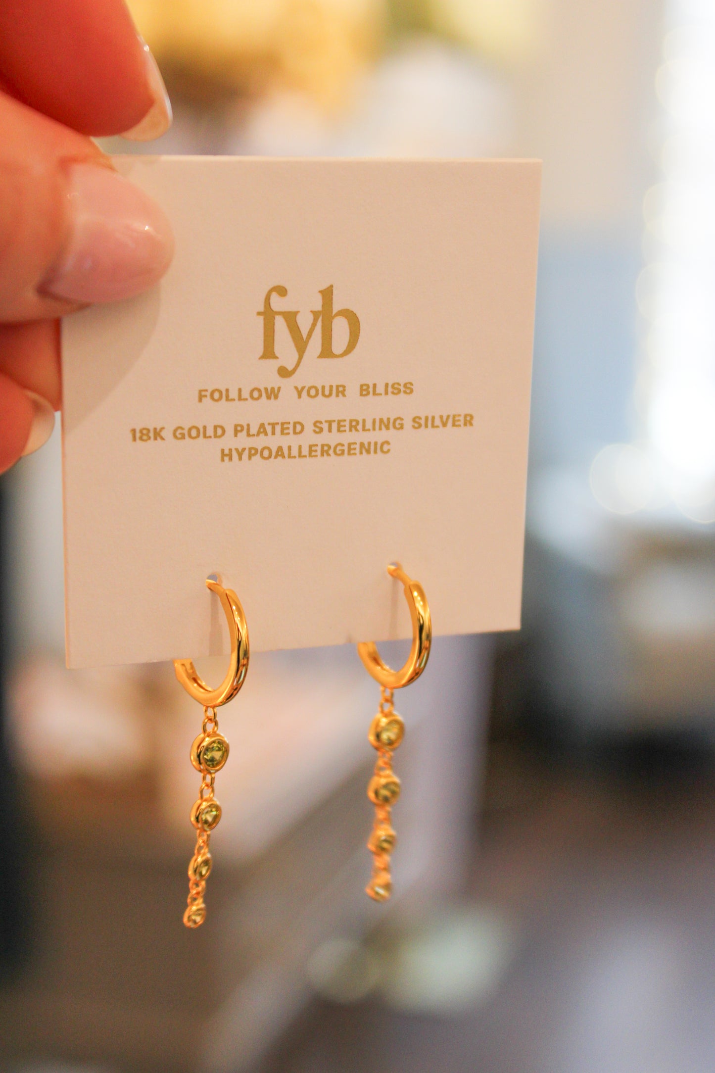 GROOVE PERIDOT EARRINGS