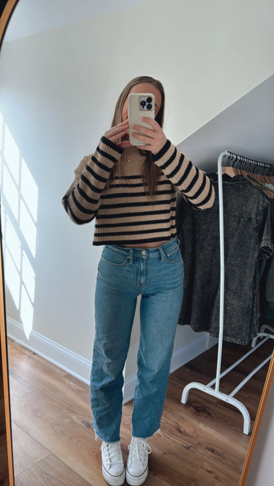 STRIPED PATTERN SWEATER TOP