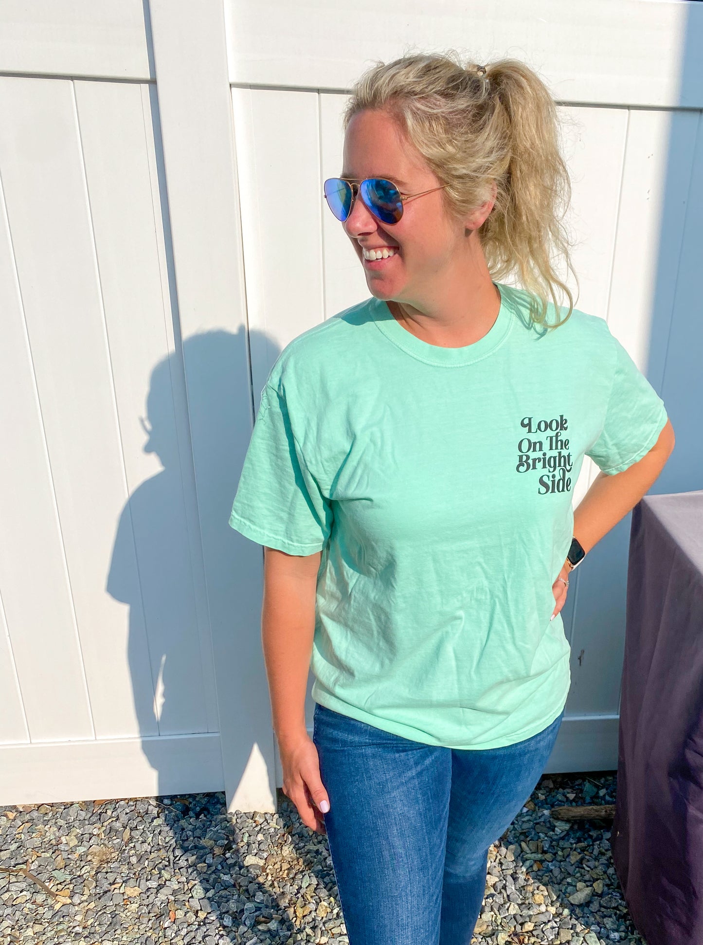BRIGHT SIDE GRAPHIC TEE