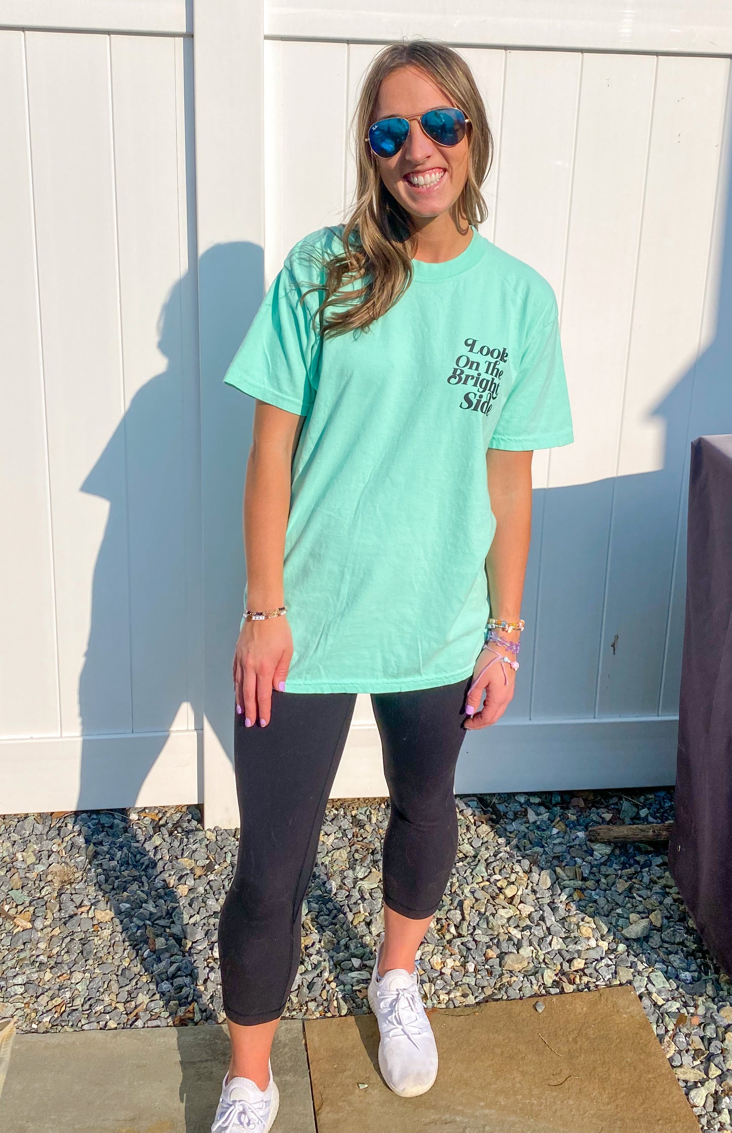 BRIGHT SIDE GRAPHIC TEE