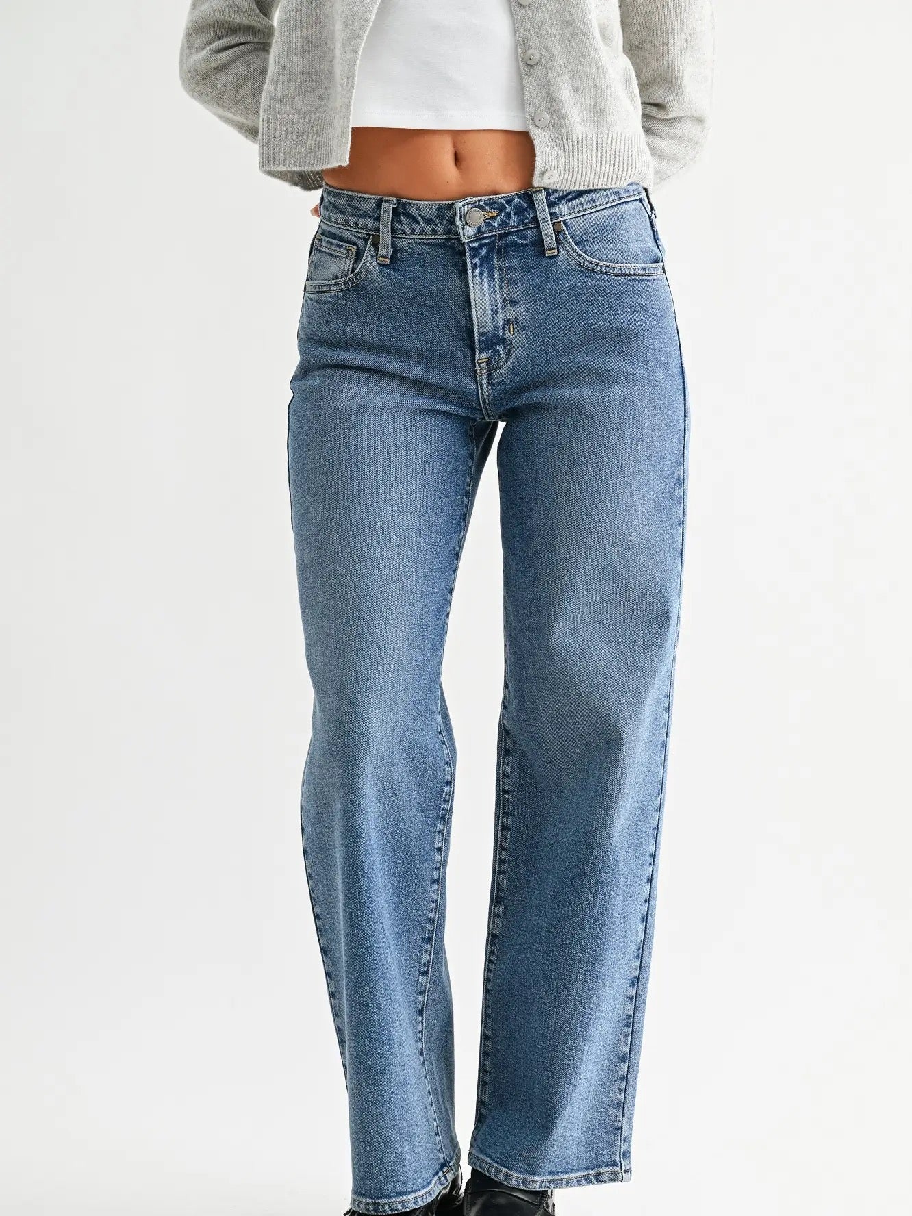 THE LAINEY MEDIUM DENIM JEANS