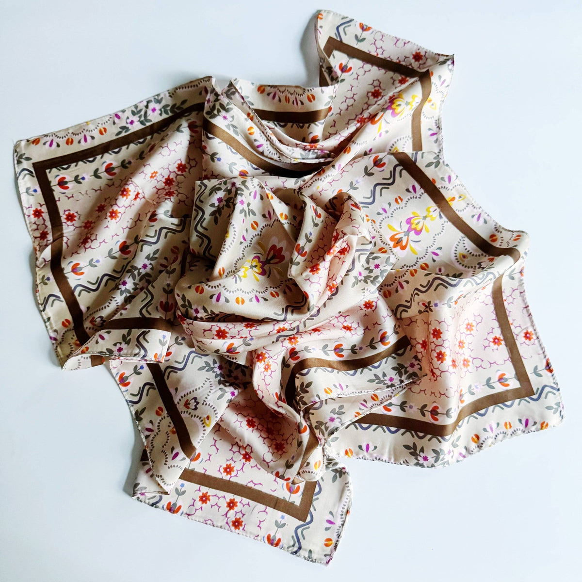 SILKY SATIN SQUARE SCARF