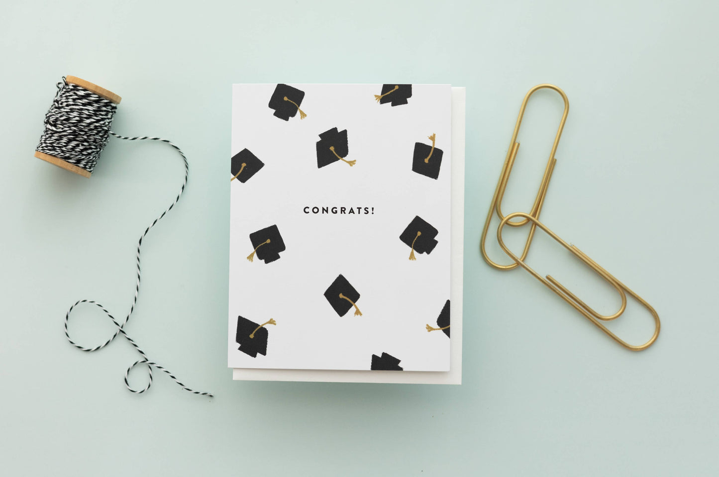 GRADUATION CONGRATULATION CARD