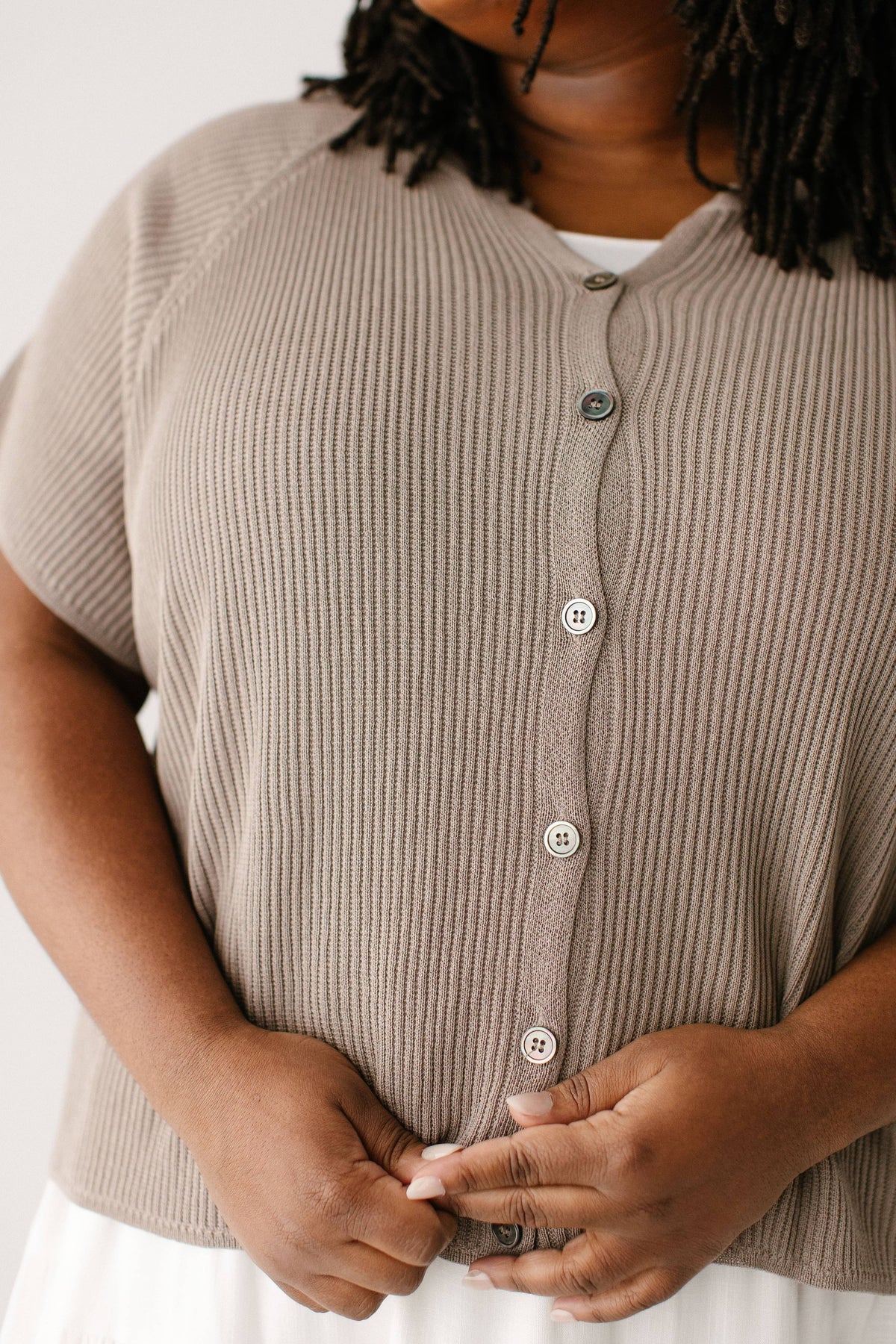 SHORT SLEEVE CARDIGAN