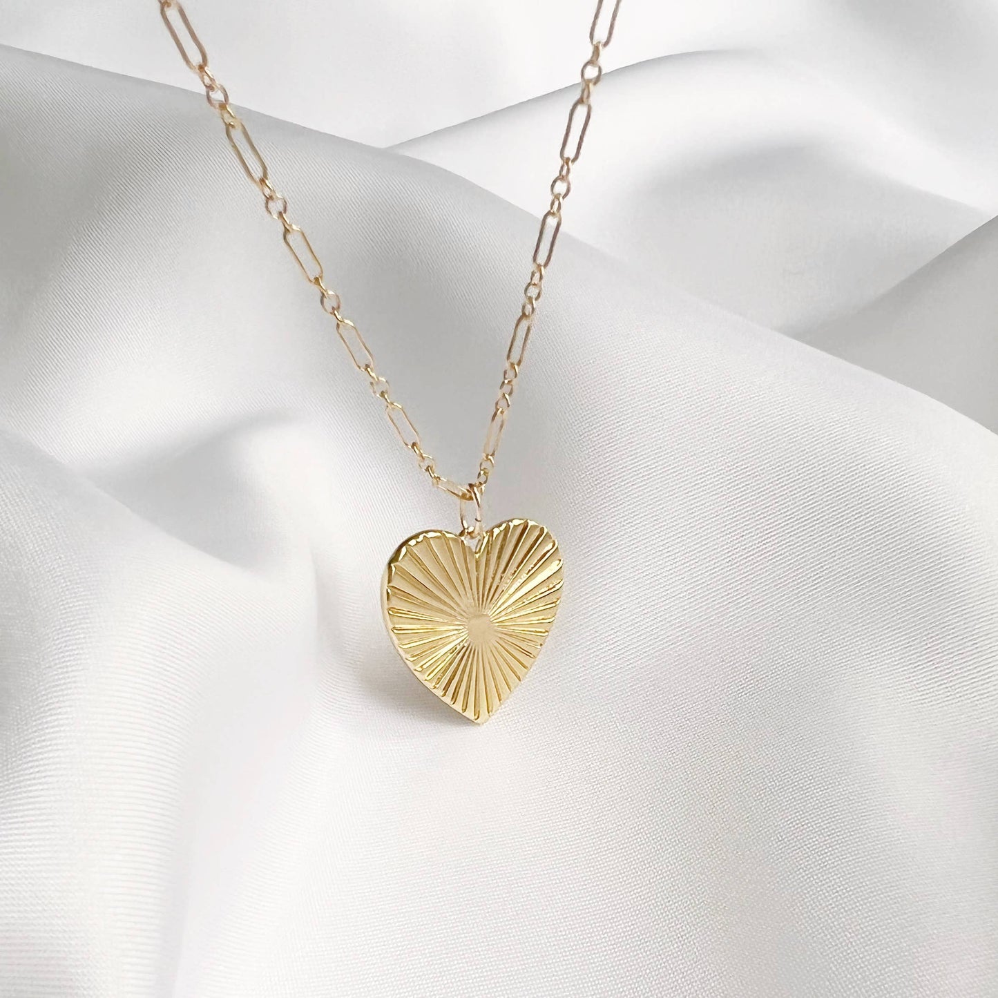 LOVE HEART NECKLACE