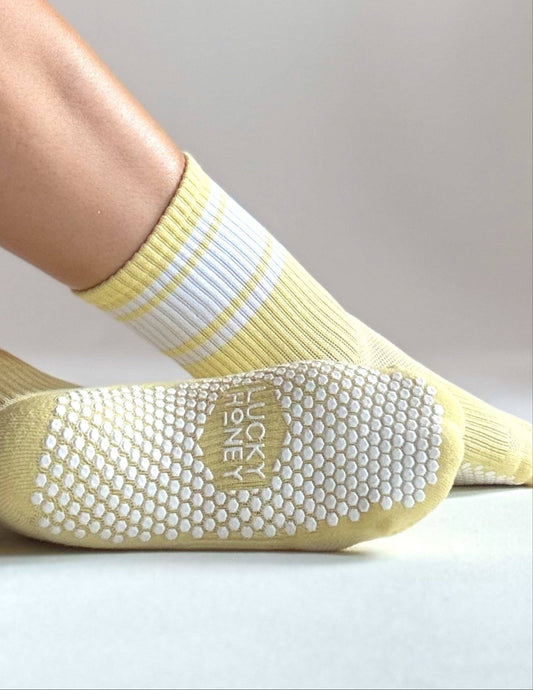 THE BUTTER CREW GRIP SOCK