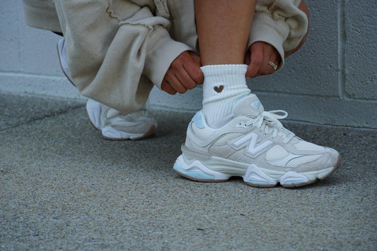HEART EMBROIDERED GRIP SOCKS